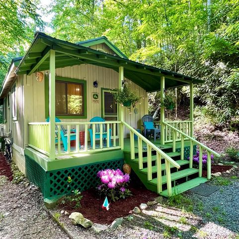 180 Valley Lane, Bryson City, NC 28713