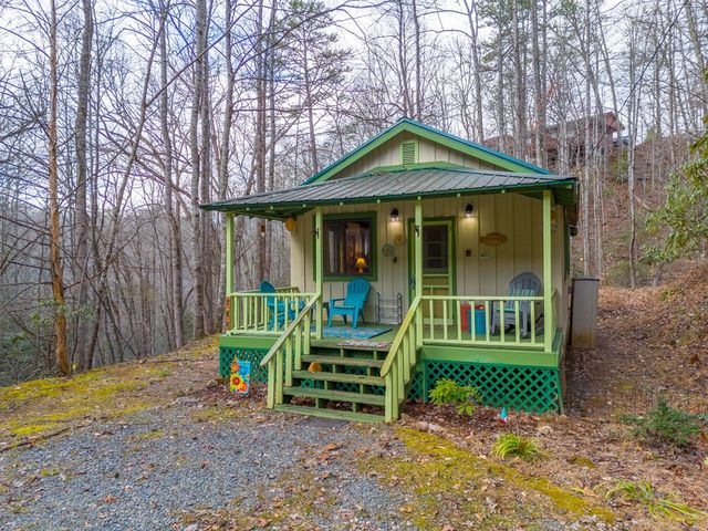 180 Valley Lane, Bryson City, NC 28713