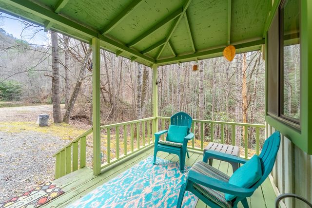 180 Valley Lane, Bryson City, NC 28713
