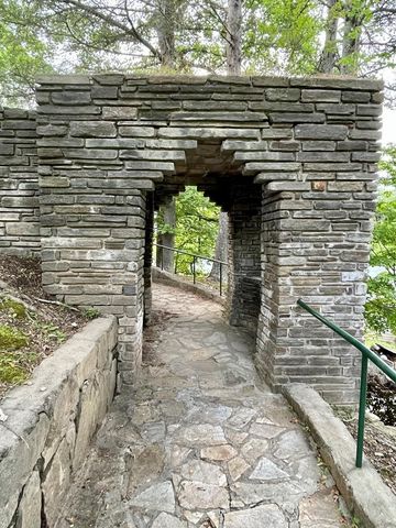 180 Valley Lane, Bryson City, NC 28713