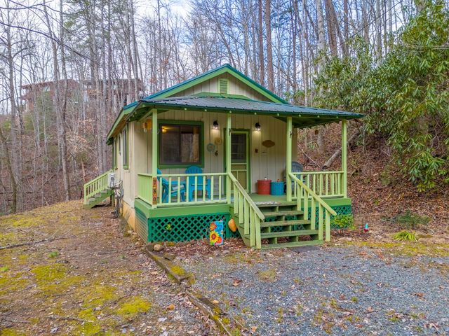 180 Valley Lane, Bryson City, NC 28713