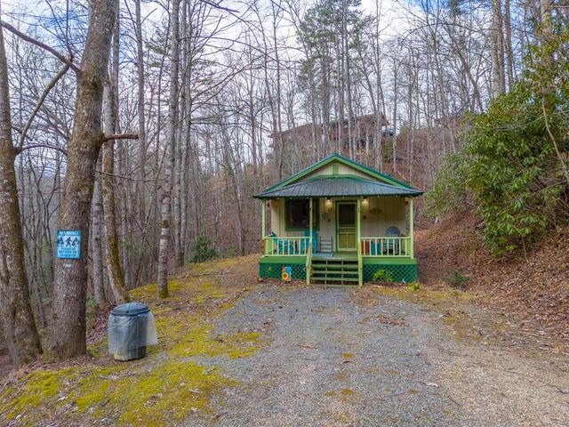180 Valley Lane, Bryson City, NC 28713