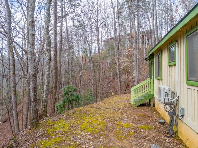 180 Valley Lane, Bryson City, NC 28713
