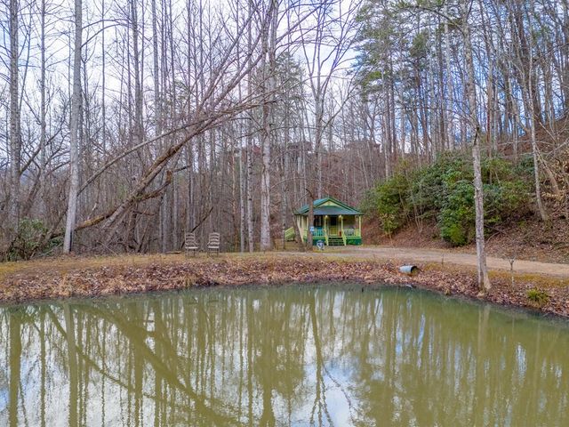 180 Valley Lane, Bryson City, NC 28713