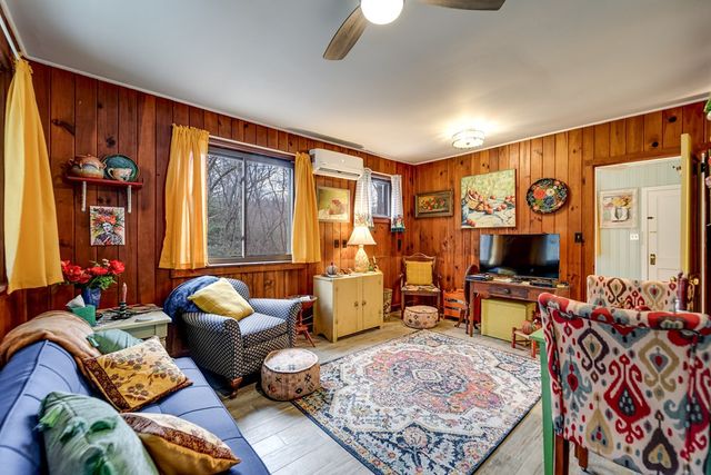 180 Valley Lane, Bryson City, NC 28713