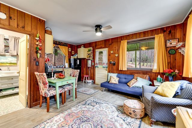 180 Valley Lane, Bryson City, NC 28713