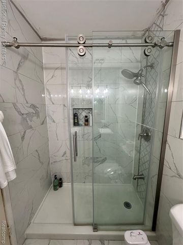 36619 Park Place Drive, Sterling Heights, MI 48310