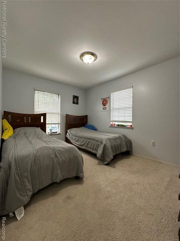 36619 Park Place Drive, Sterling Heights, MI 48310