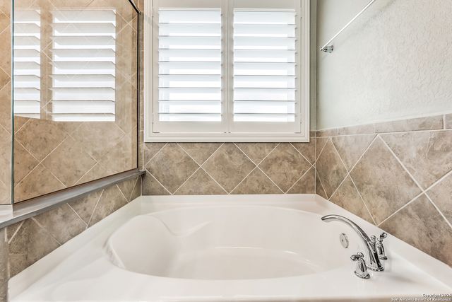 11820 Bloom Bend, Schertz, TX 78154
