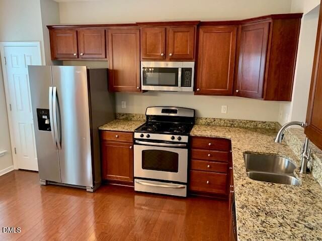 4009 Yellowfield Way, Cary, NC 27518