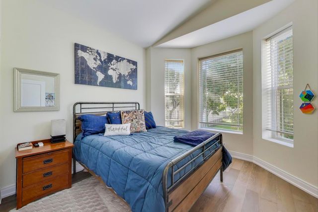 6511 S Evans Avenue, Chicago, IL 60637