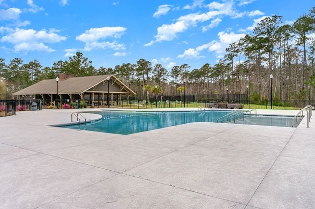 330 Splendor Circle, Murrells Inlet, SC 29576