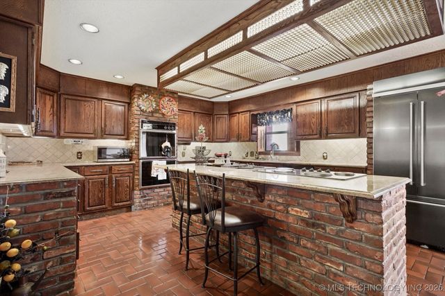 17331 S 174th Avenue E, Bixby, OK 74008