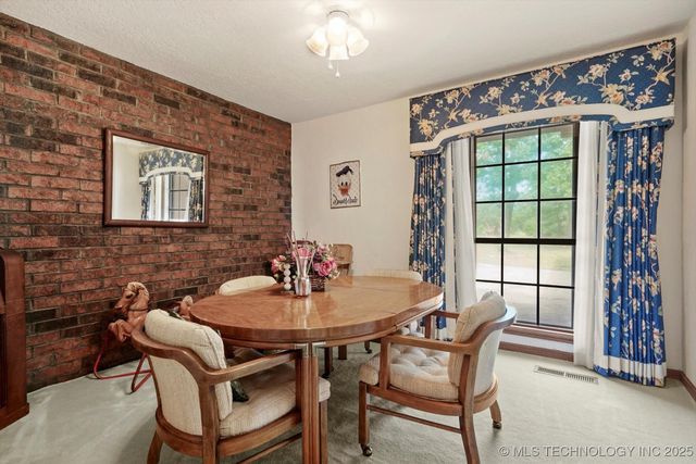 17331 S 174th Avenue E, Bixby, OK 74008