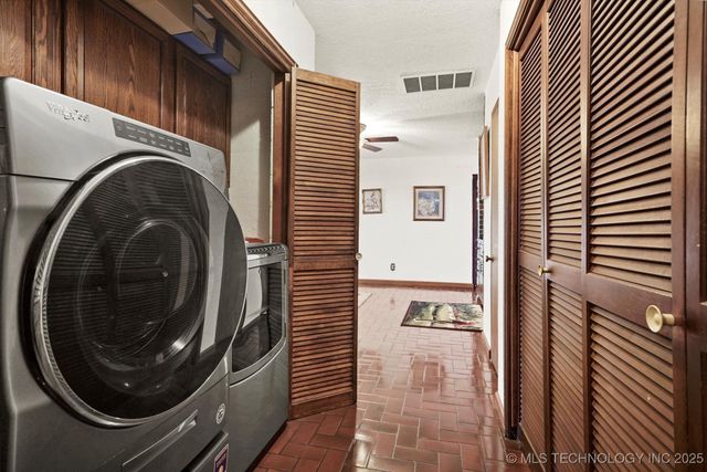 17331 S 174th Avenue E, Bixby, OK 74008