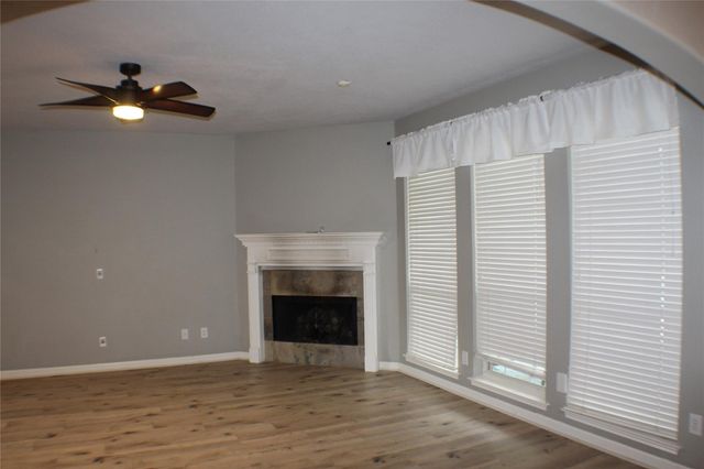 1718 Heddon Falls Drive, Sugar Land, TX 77479