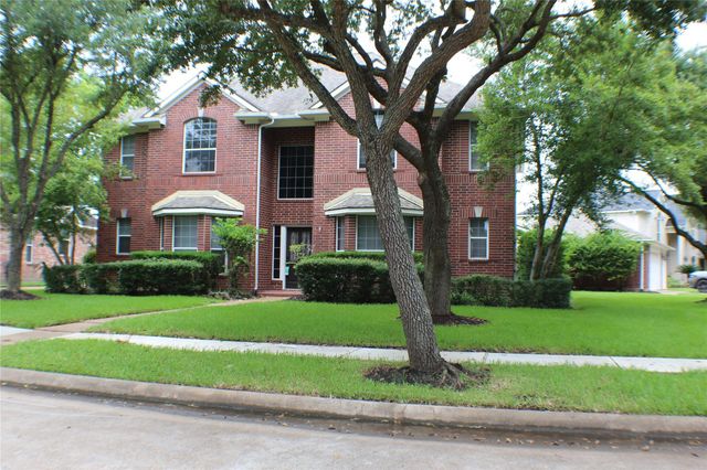1718 Heddon Falls Drive, Sugar Land, TX 77479