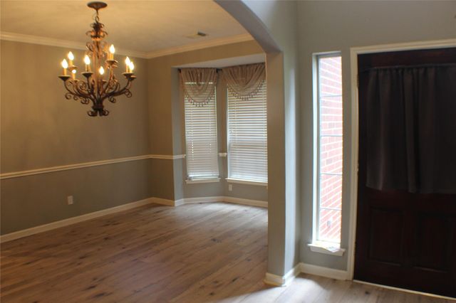 1718 Heddon Falls Drive, Sugar Land, TX 77479