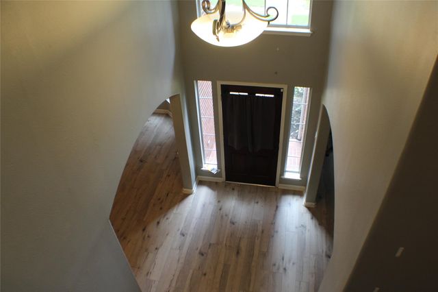 1718 Heddon Falls Drive, Sugar Land, TX 77479