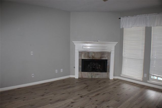 1718 Heddon Falls Drive, Sugar Land, TX 77479