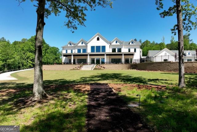 168 Chatuge Drive, Hoschton, GA 30548