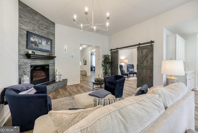 168 Chatuge Drive, Hoschton, GA 30548