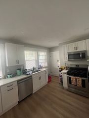 9 Carruth St 1, Quincy, MA 02170