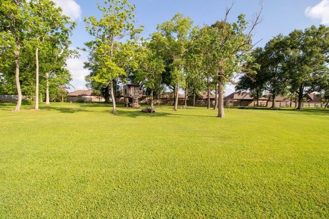 115 Louis Dr, Houma, LA 70364