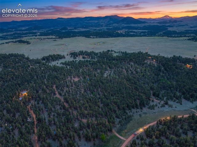 4250 Doe Valley Road, Guffey, CO 80820