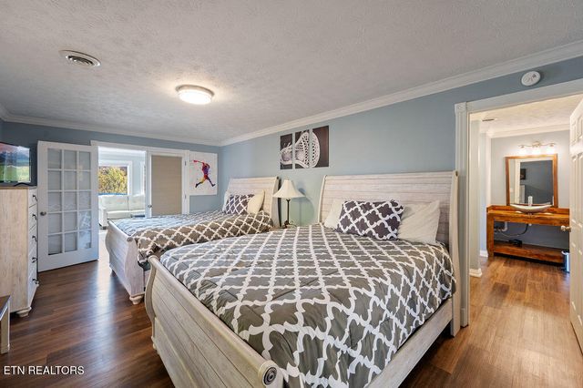 1106 Tanrac Tr, Gatlinburg, TN 37738