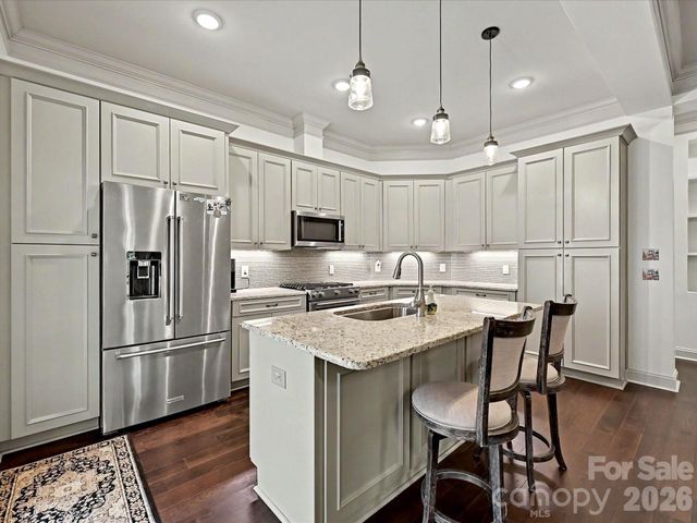 2006 Laney Pond Road, Matthews, NC 28104