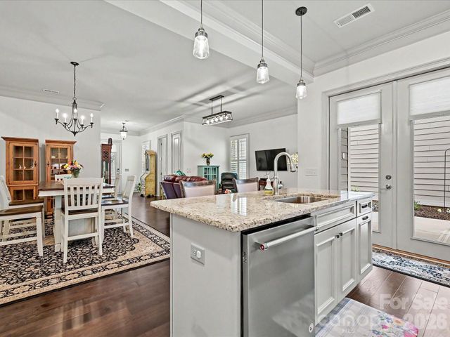2006 Laney Pond Road, Matthews, NC 28104