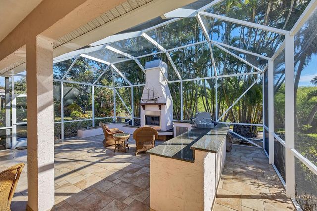 711 BACK NINE DRIVE, Venice, FL 34285