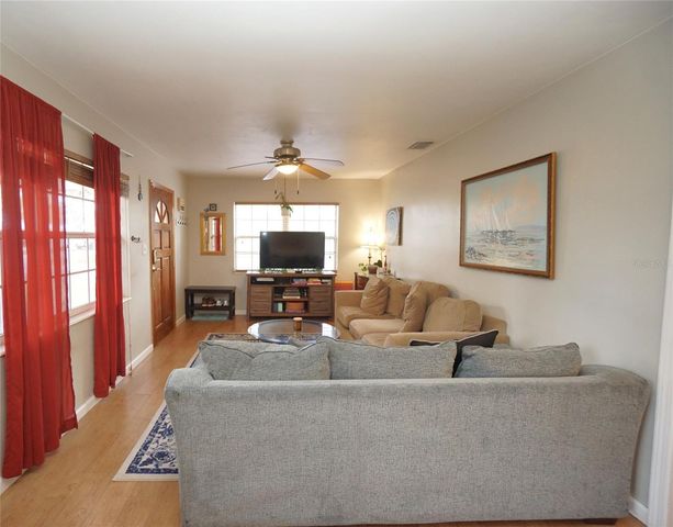 5611 N MCKAY AVENUE, Tampa, FL 33603