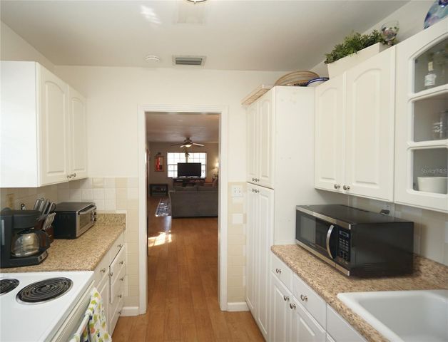 5611 N MCKAY AVENUE, Tampa, FL 33603