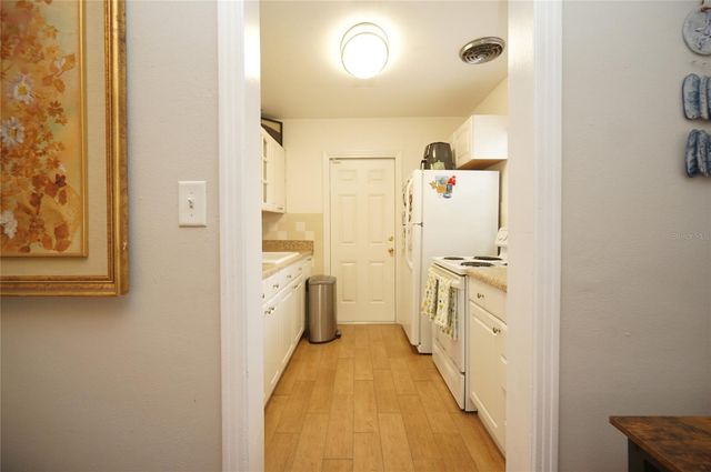 5611 N MCKAY AVENUE, Tampa, FL 33603