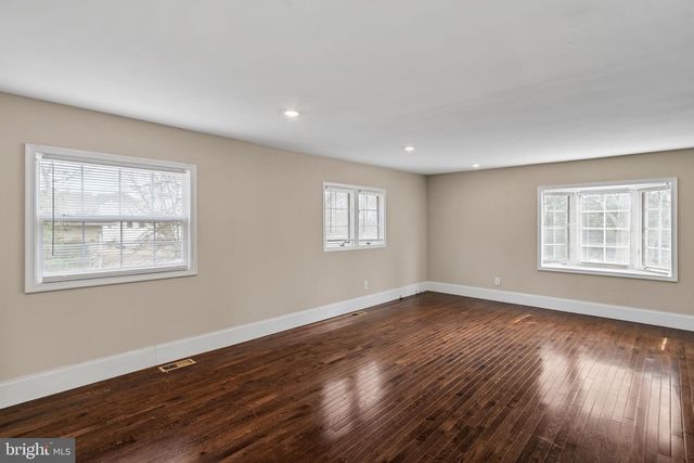 2730 OLD CEDAR GROVE RD, Broomall, PA 19008