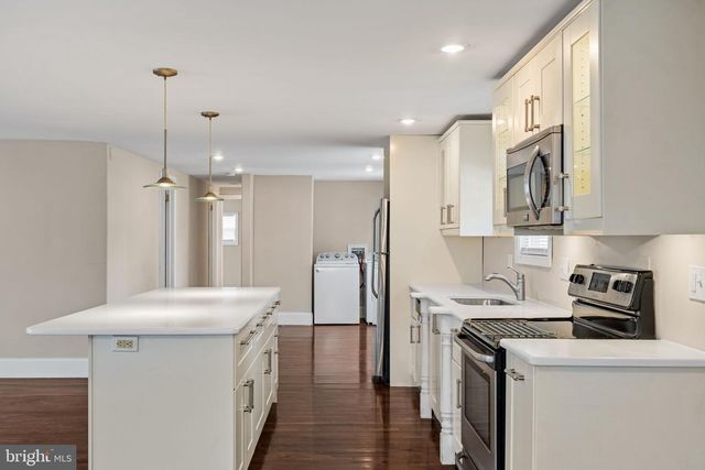 2730 OLD CEDAR GROVE RD, Broomall, PA 19008