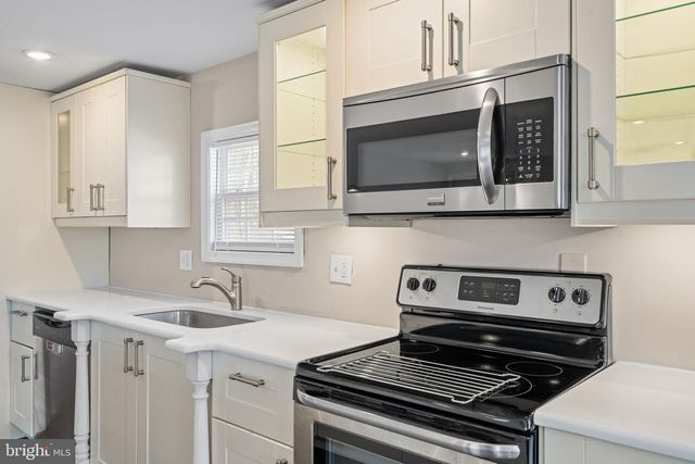 2730 OLD CEDAR GROVE RD, Broomall, PA 19008