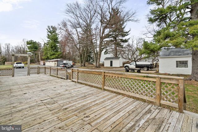 2730 OLD CEDAR GROVE RD, Broomall, PA 19008