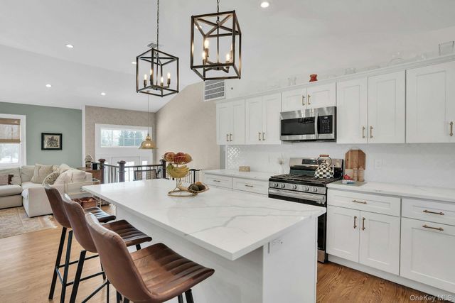 34 Corsa Street, Dix Hills, NY 11746