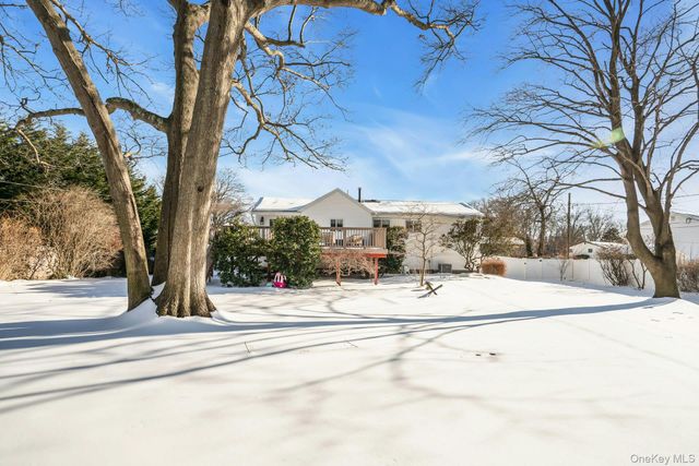 34 Corsa Street, Dix Hills, NY 11746