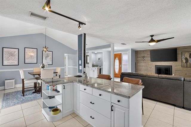 5802 TAMPA SHORES BOULEVARD, Tampa, FL 33615