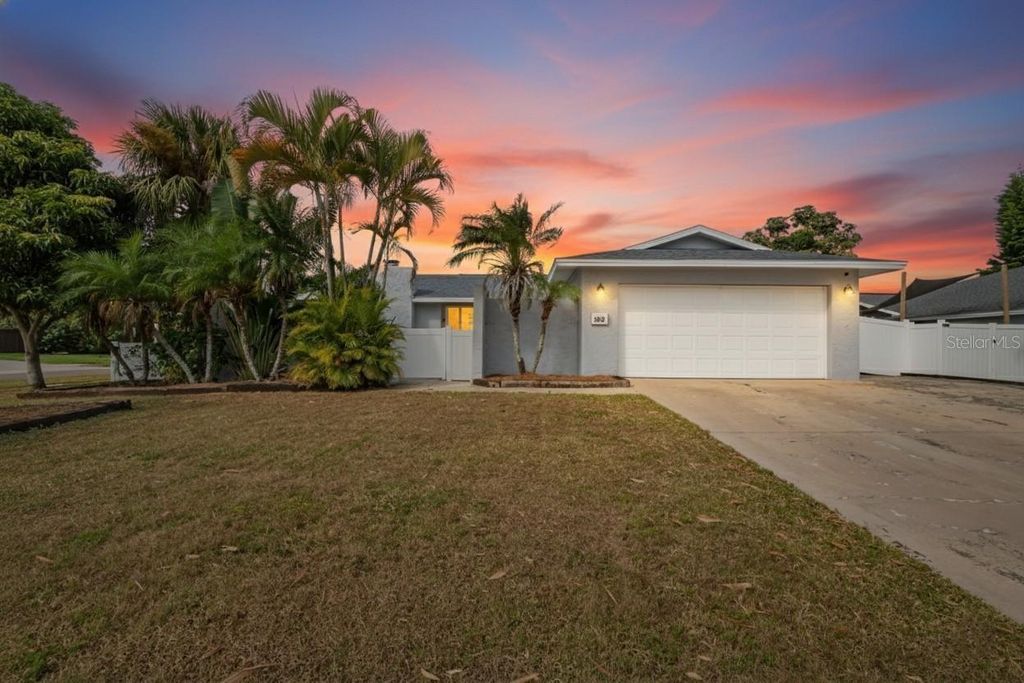 5802 TAMPA SHORES BOULEVARD, Tampa, FL 33615