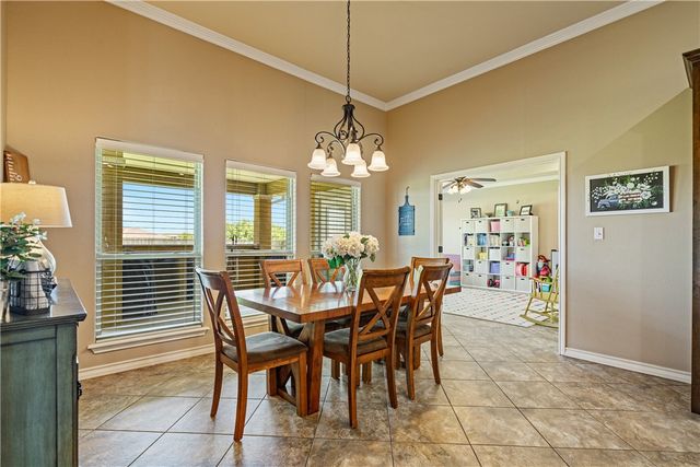 5614 Kitty Hawk Dr, Corpus Christi, TX 78414