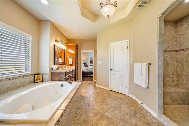 5614 Kitty Hawk Dr, Corpus Christi, TX 78414