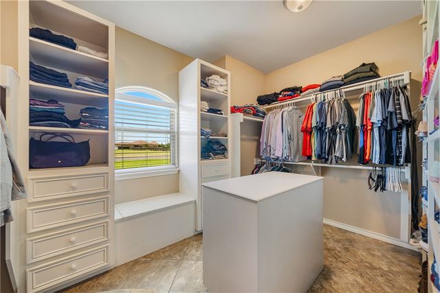 5614 Kitty Hawk Dr, Corpus Christi, TX 78414