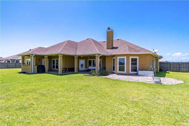 5614 Kitty Hawk Dr, Corpus Christi, TX 78414