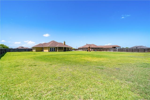 5614 Kitty Hawk Dr, Corpus Christi, TX 78414