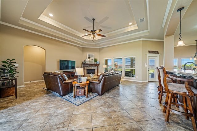 5614 Kitty Hawk Dr, Corpus Christi, TX 78414